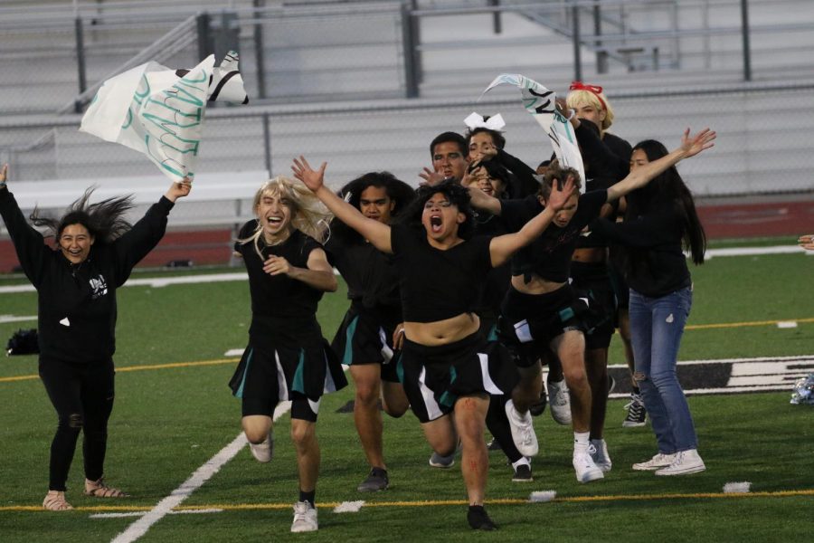 Class of 2019 Takes Their First Powder Puff WIn